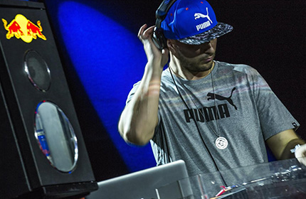 DJ Smirnoff привезет в Украину свой самый мощный материал